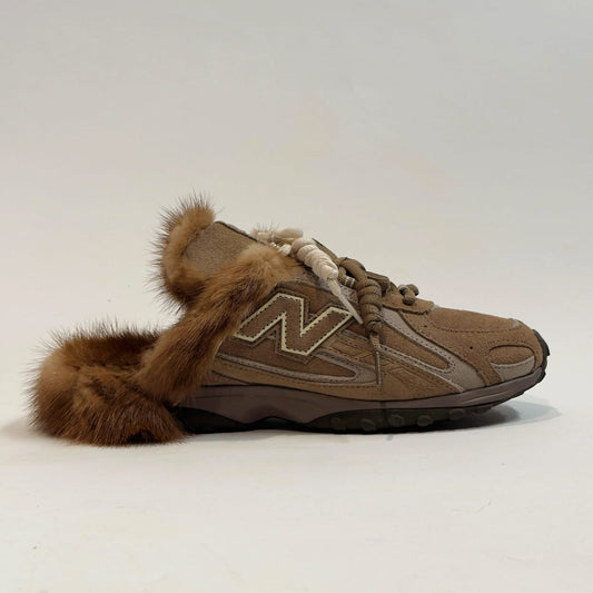 New Balance 204L Fur